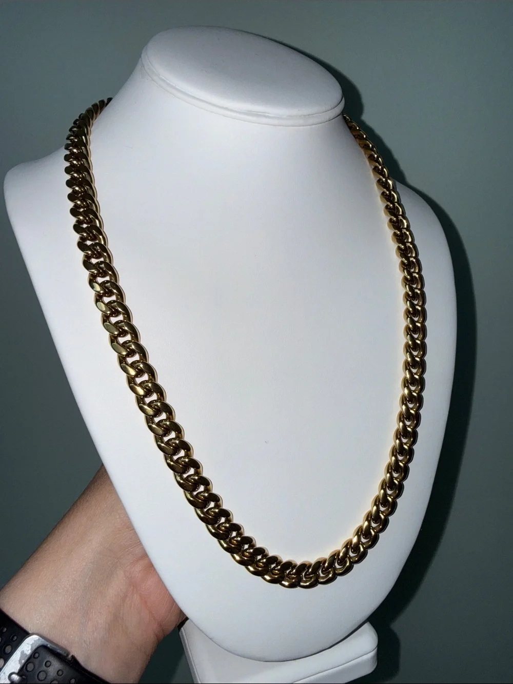 Chunky Gold Tone Cuban Curb Chain Necklace Rhinestone Box Clasp Statement